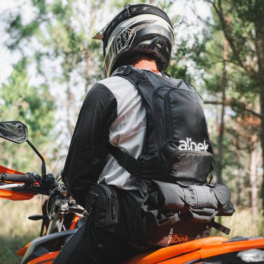 H20-Haul Eight Hydration Pack Scarlet Red